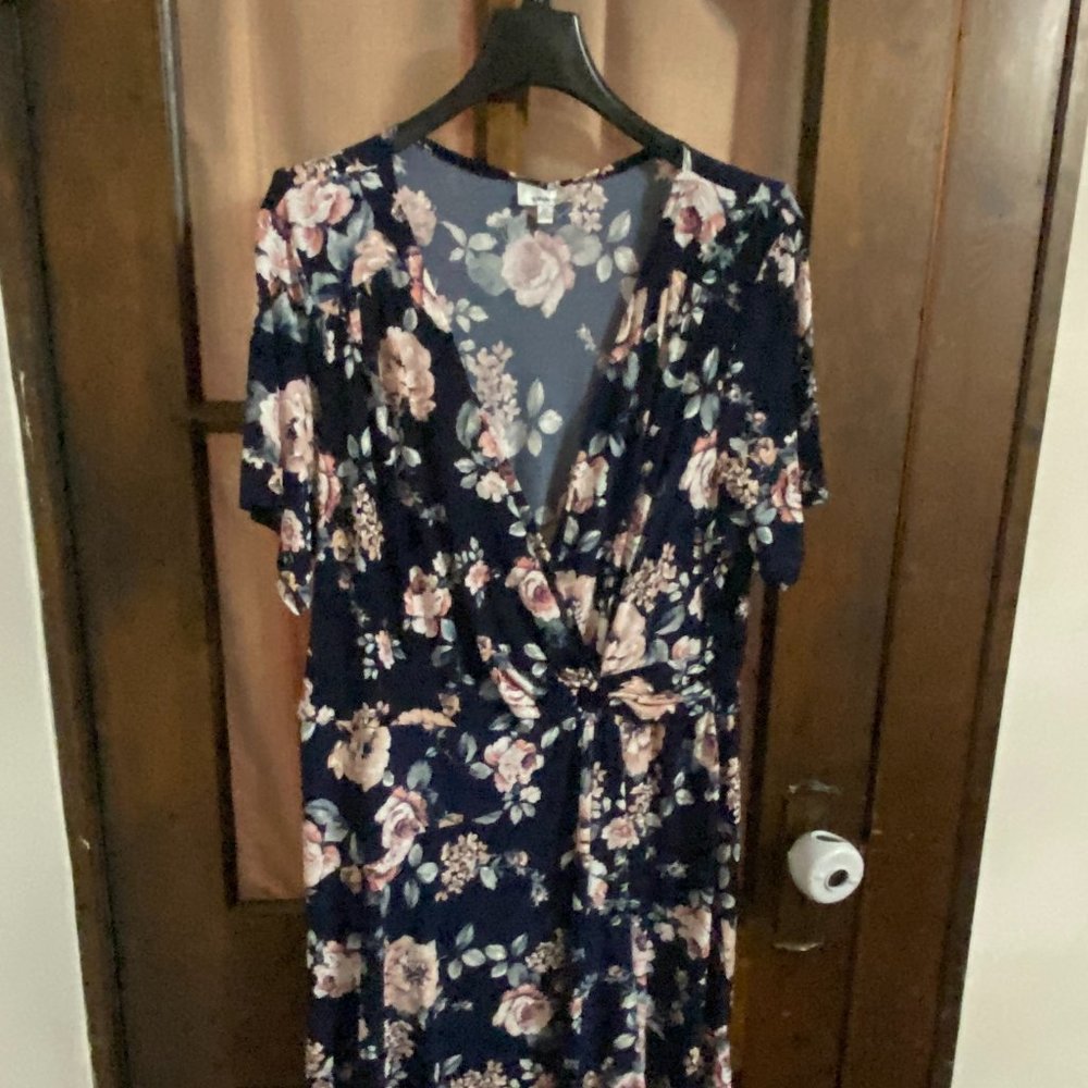 ROBBIE BEE Plus Size Floral-Print Faux-Wrap Dress | Size 2XL (18W)